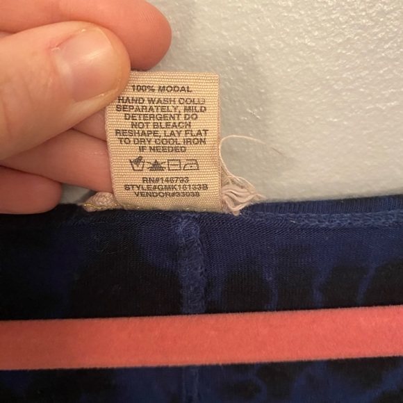 Gimmicks by BKE ombré tie-dye tunic - Picture 6 of 6